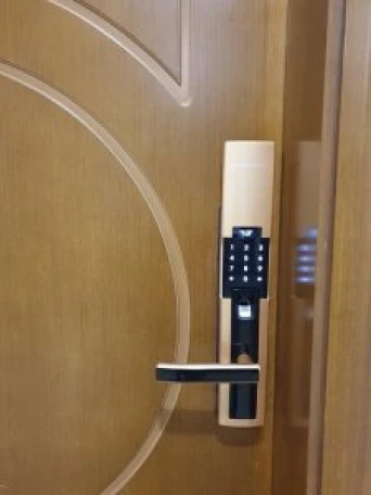 Các mẫu khóa vân tay chất lượng giá tầm 10 triệu