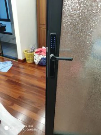 Giải pháp quản lý khóa cửa vân tay mở từ xa cho Homestay