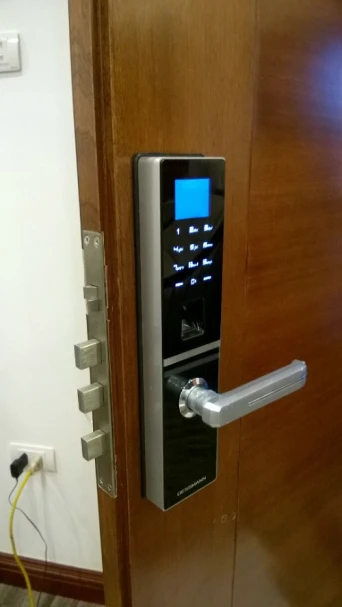 Hình ảnh lắp thực tế khóa Dessmann G800FP và G800FPC