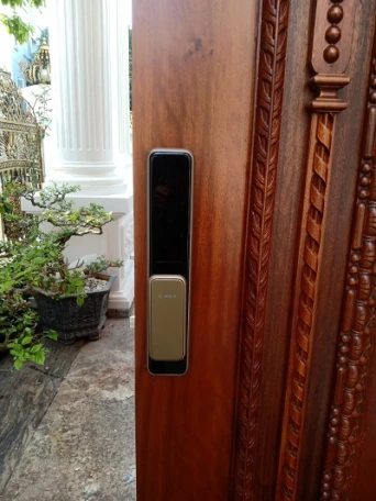 Khóa vân tay Bosch EL600 bản Wifi 2021