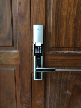 Lắp đặt khóa cửa vân tay quận Hà Đông – Hà Nội