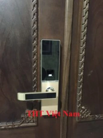 Lắp đặt khóa vân tay Dessmann ( Đức) tại Nha Trang