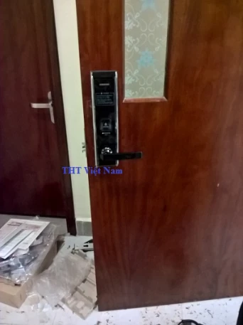 Lắp đặt khóa Viện Nhi Hà Nội