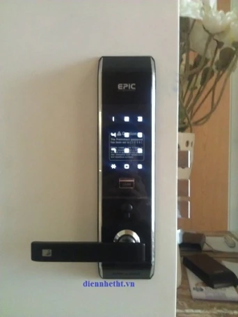 Lắp khóa- CC Indochina 241 Xuân Thủy, Cầu Giấy, Hà Nội