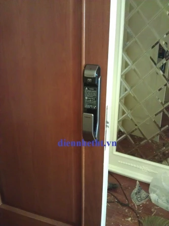 Lắp khóa-EUROWINDOW -Trần Duy Hưng, Cầu Giấy, Hà Nội