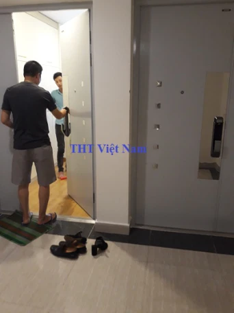 Lắp khóa - Golden Palace, Mễ Trì, Hà Nội