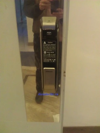 Lắp khóa - Golden Palace, Mễ Trì, Hà Nội