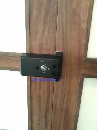 Lắp Khóa - KDT Dương Nội, Hà Đông, Hà Nội