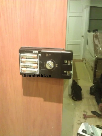 Lắp khóa - KĐT Vinhome Riverside, Long Biên, Hà Nội