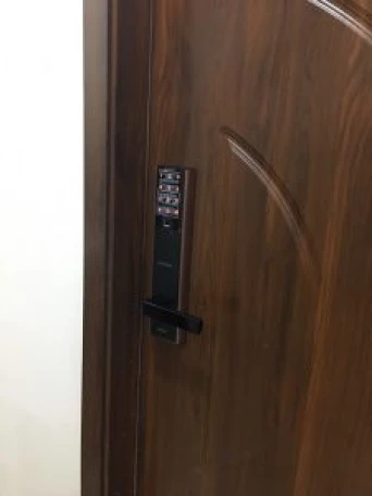 Nên dùng khóa cửa vân tay của hãng nào tốt nhất?