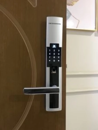 Nên dùng khóa cửa vân tay của hãng nào tốt nhất?