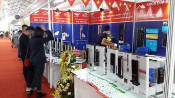 THT Việt Nam tham gia triển lãm Vietbuild lần 1 (2018)